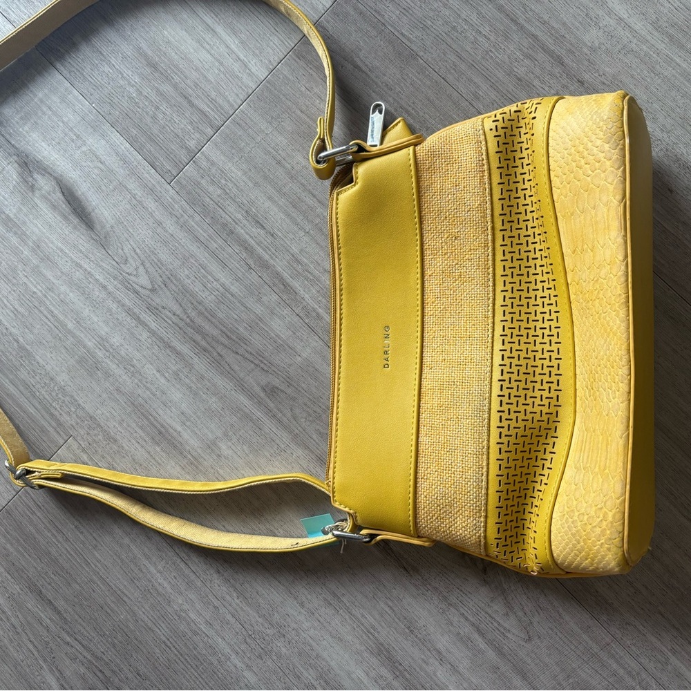 Darling Vegan Leather Yellow Women's Shoulder Bag
